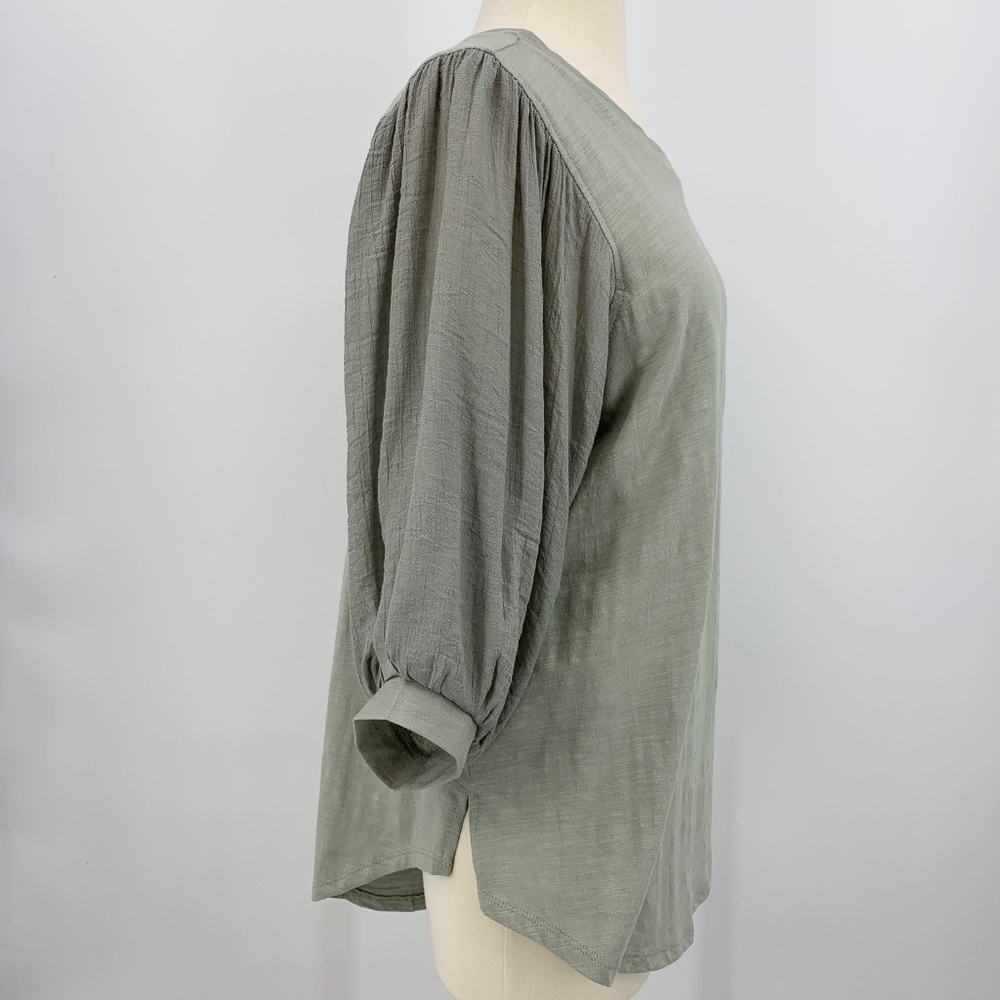 Umgee Sage Green Puff Sleeve Blouse